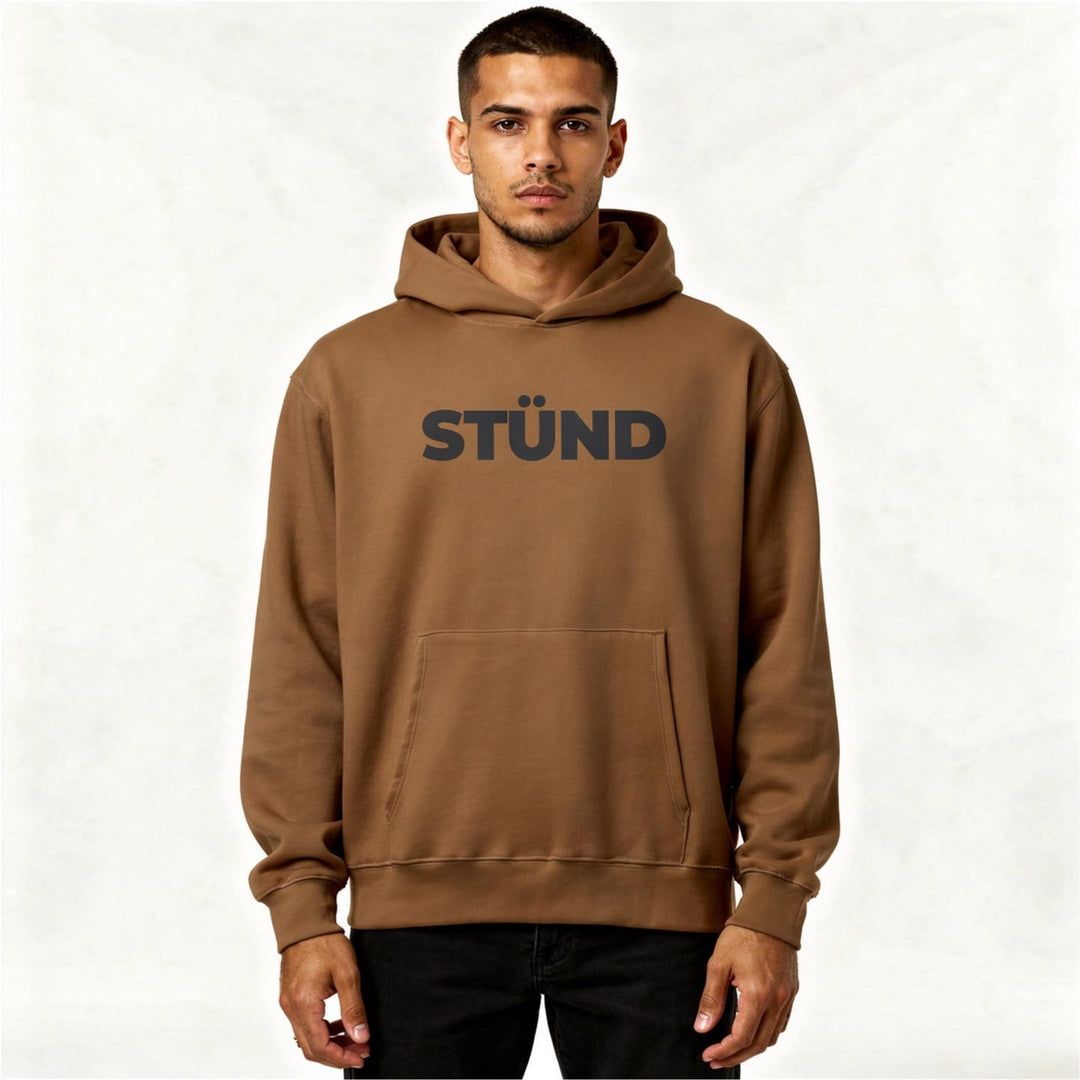 Stündenglass STÜND Heavyweight Hoodie lifestyle detail shot